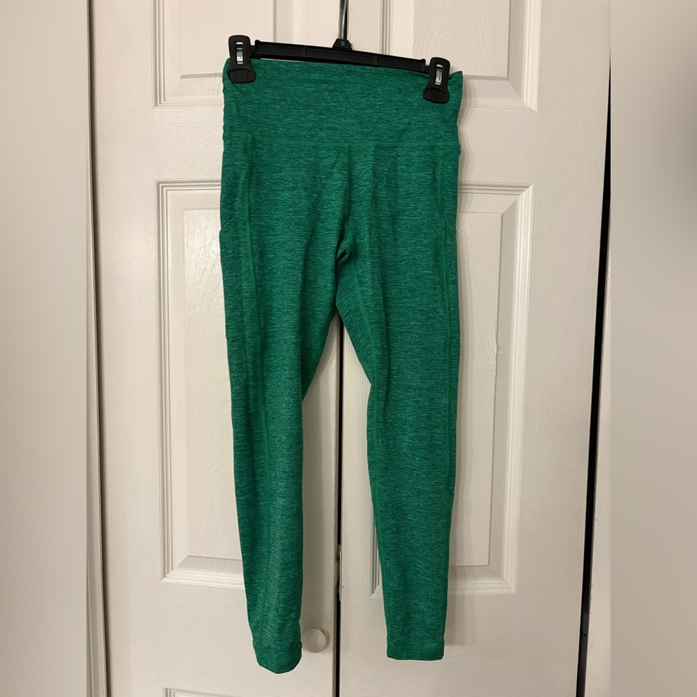 Artie Offline Leggings Medium